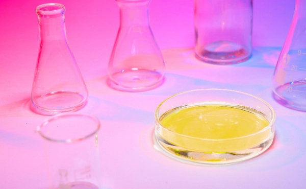 Feuchtigkeitsspendende Wirkung von Docosahexaensäure in kosmetischen Produkten